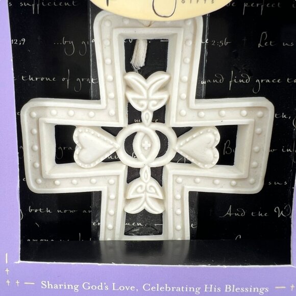 Pure Grace Covenant Cross Adornment Ivory NIB - Picture 3 of 9
